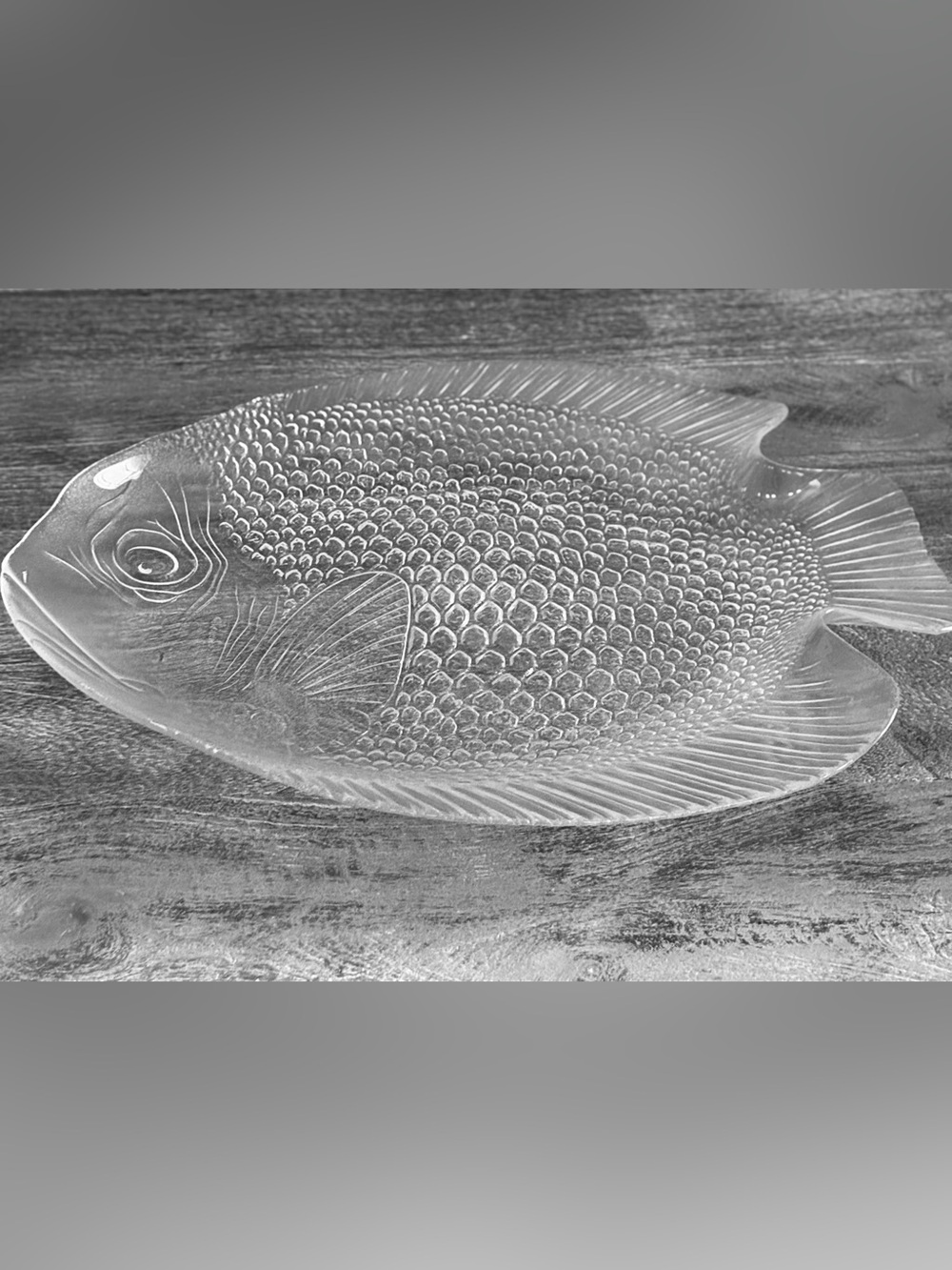 Vintage Arcoroc France Clear Glass 15.5" Fish Shaped Textured Serving Platter